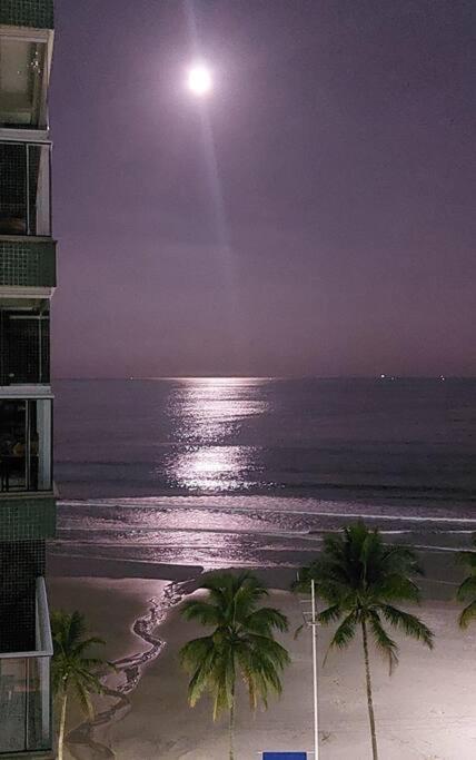 Apartamento Com Vista Mar Гуаружа Экстерьер фото
