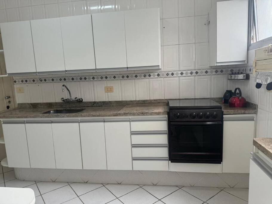 Apartamento Com Vista Mar Гуаружа Экстерьер фото