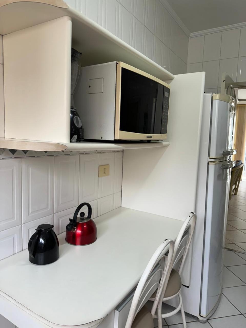 Apartamento Com Vista Mar Гуаружа Экстерьер фото